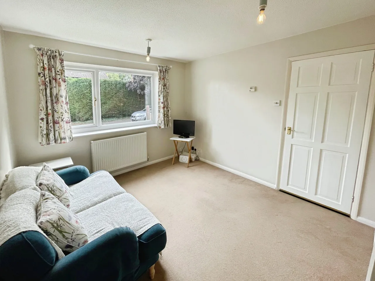 Thumwood, Chineham, Basingstoke, Basingstoke, RG24 8TE, photo 2