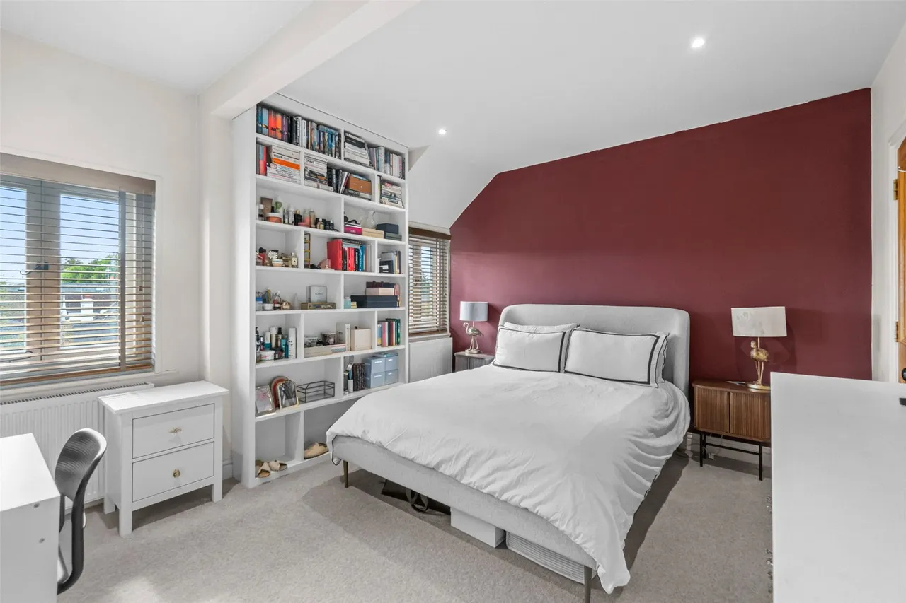 White Hart House, High Street, Hampton, TW12 2SW, photo 6