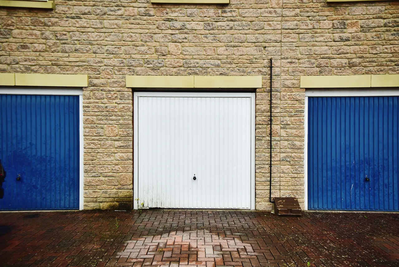 Bates Way, Swindon, photo 10