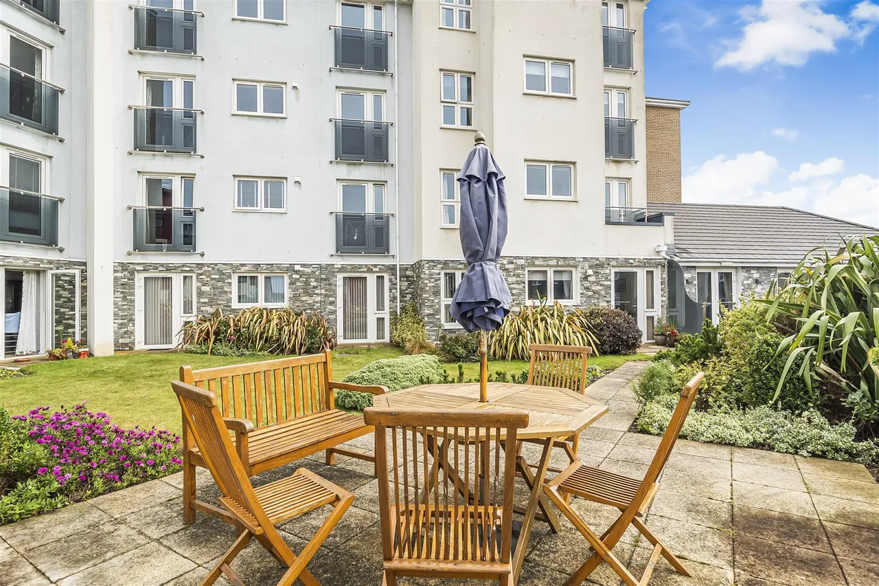 Narrowcliff, Newquay, TR7, photo 11