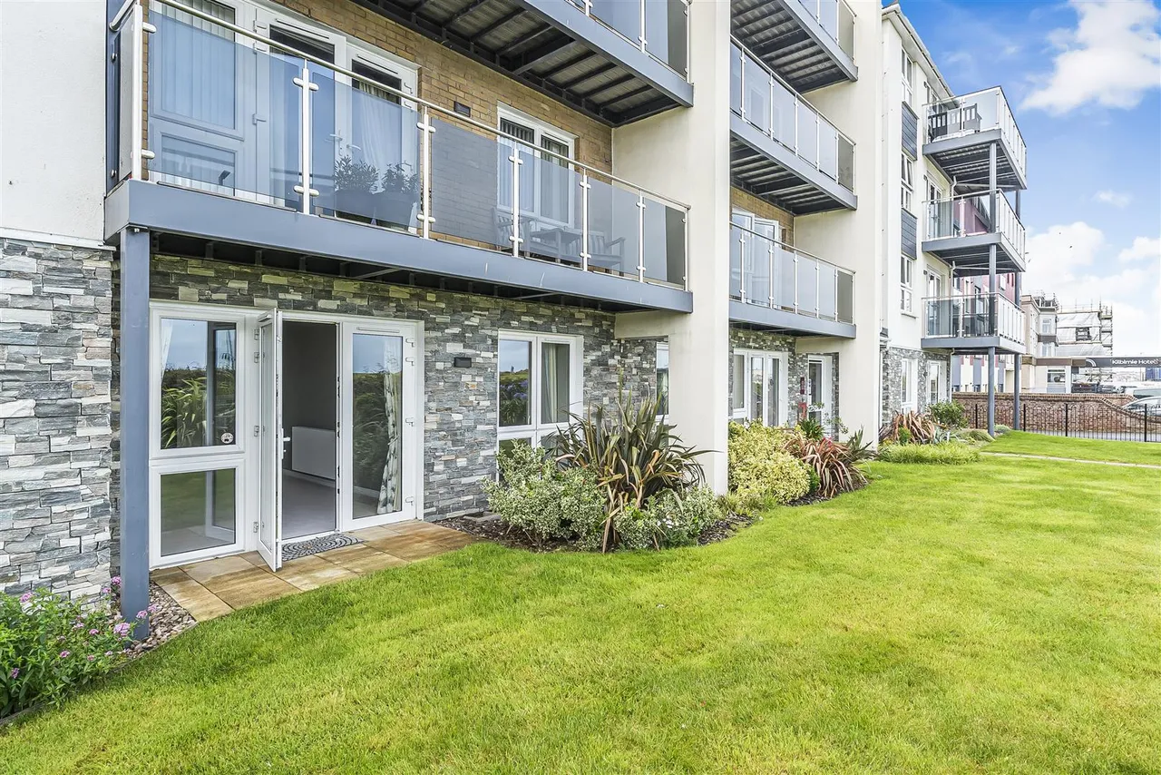 Narrowcliff, Newquay, TR7, photo 2