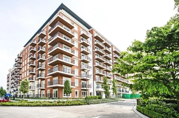 3 bed flat for sale, Beaufort Square, Colindale, NW9