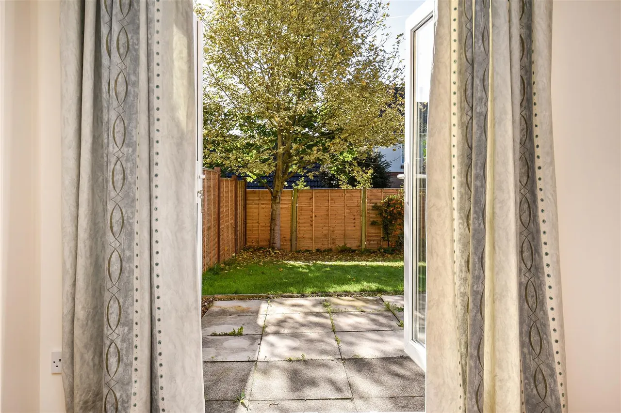 Robin Close, Cullompton, photo 7