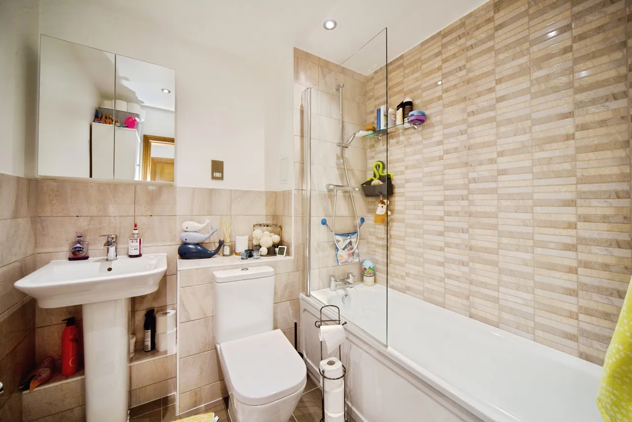 Spring Gardens, Romford, RM7, photo 17