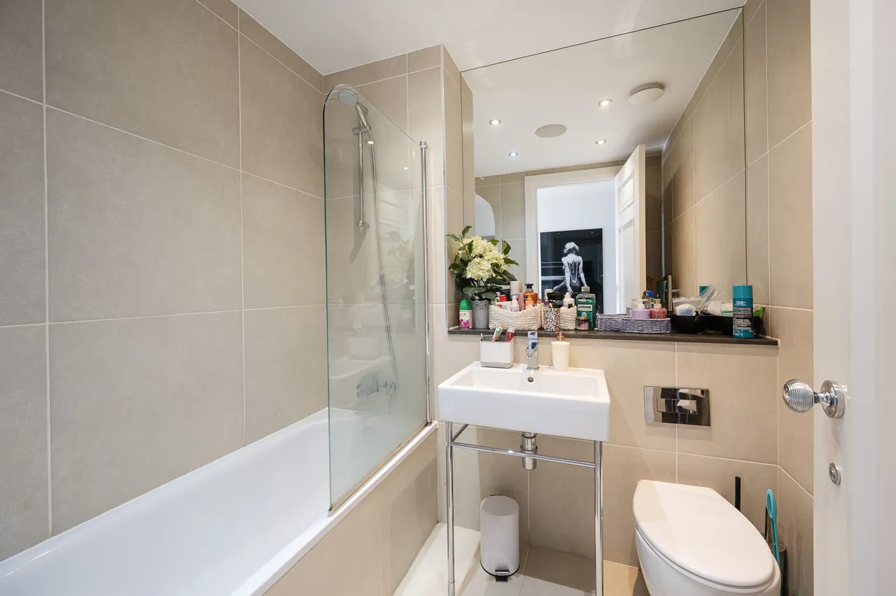 29b, 52-58 Commercial Road, London, photo 7