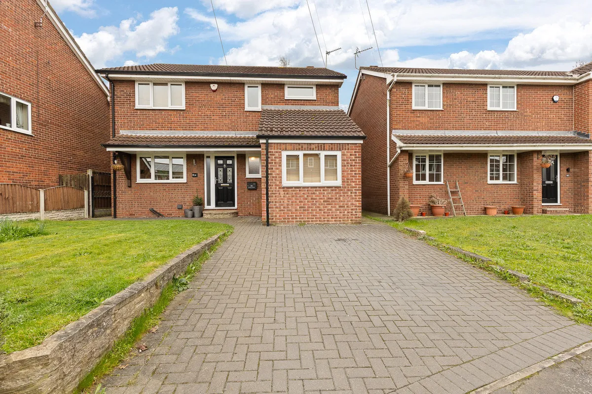 4 bed house for sale, Lyndale Avenue, Edenthorpe, DN3