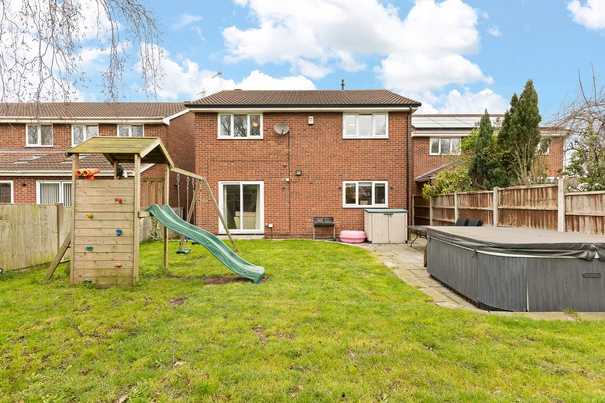 Lyndale Avenue, Edenthorpe, DN3, photo 3