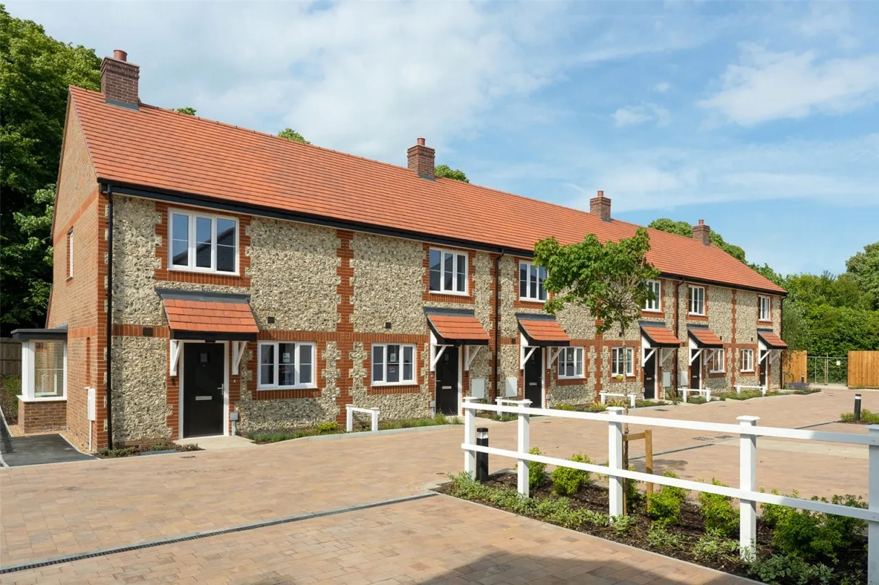 Angmering, BN16, photo 2