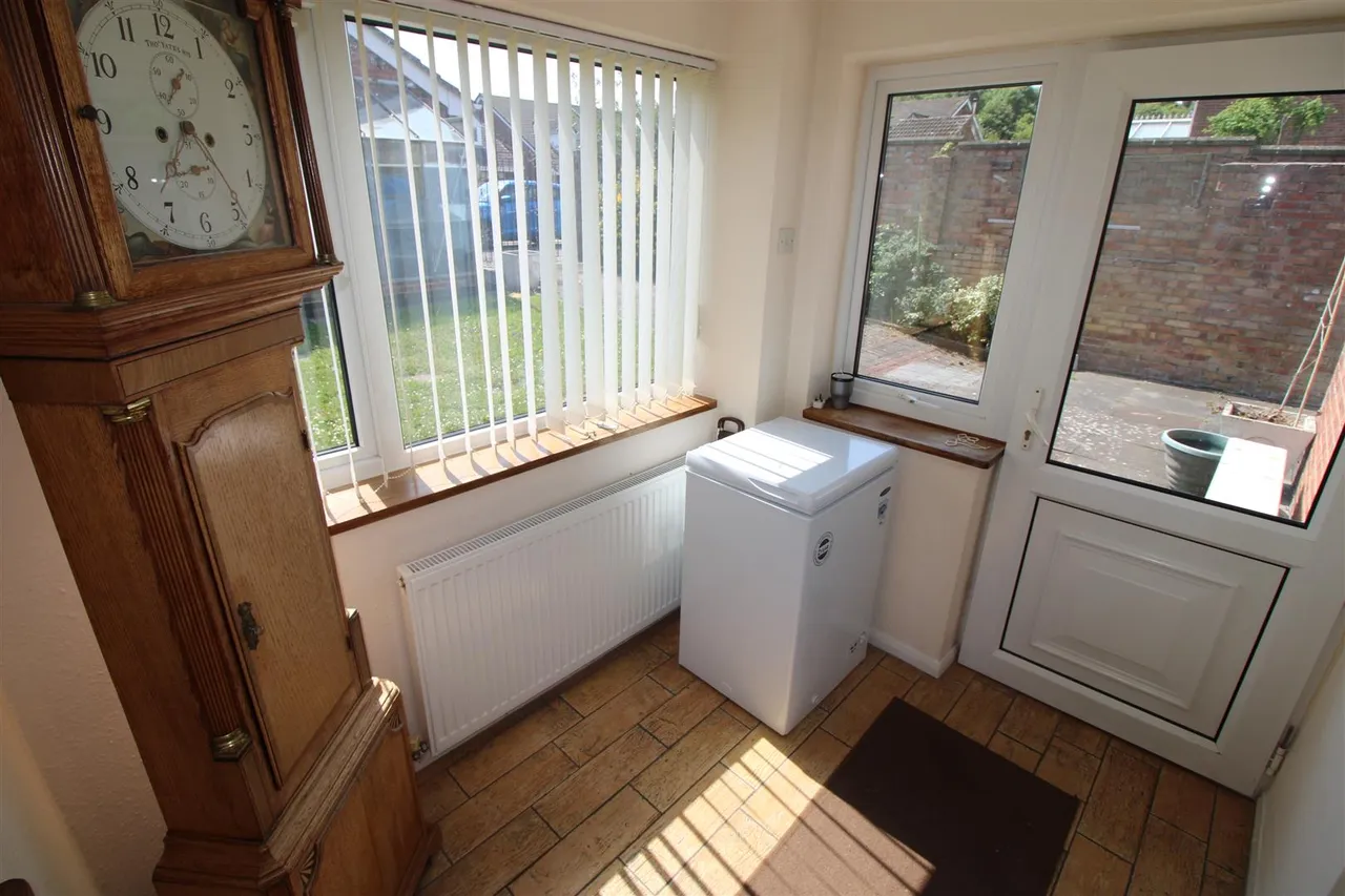 Lordswell Road, Burton Upon Trent, DE14, photo 5