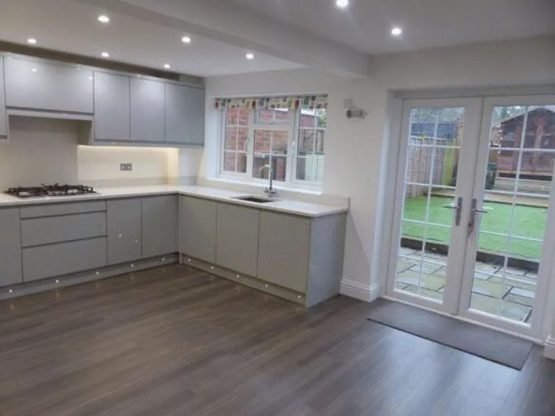 Fieldhead Gardens, Bourne End SL8 5RN, photo 4