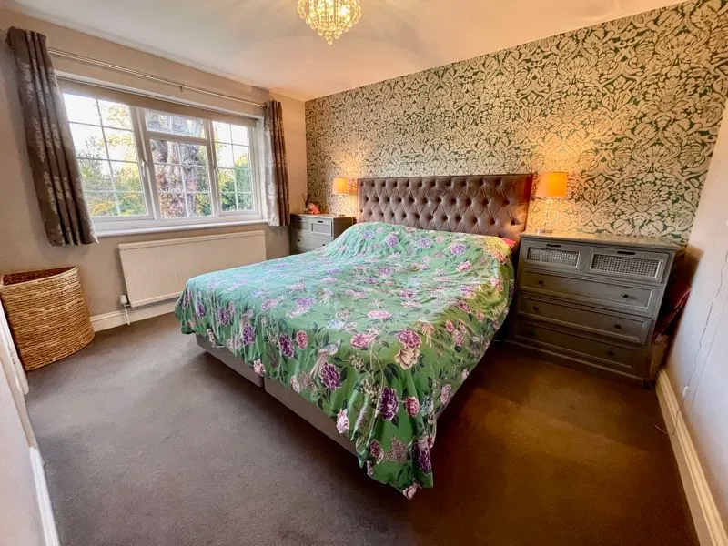 Fieldhead Gardens, Bourne End SL8 5RN, photo 8