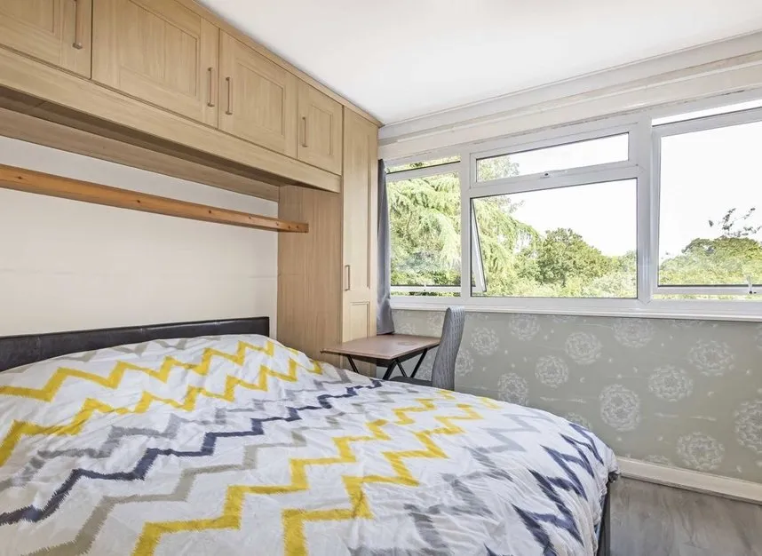 Wellesley Road, Strawberry Hill, TW2, photo 4