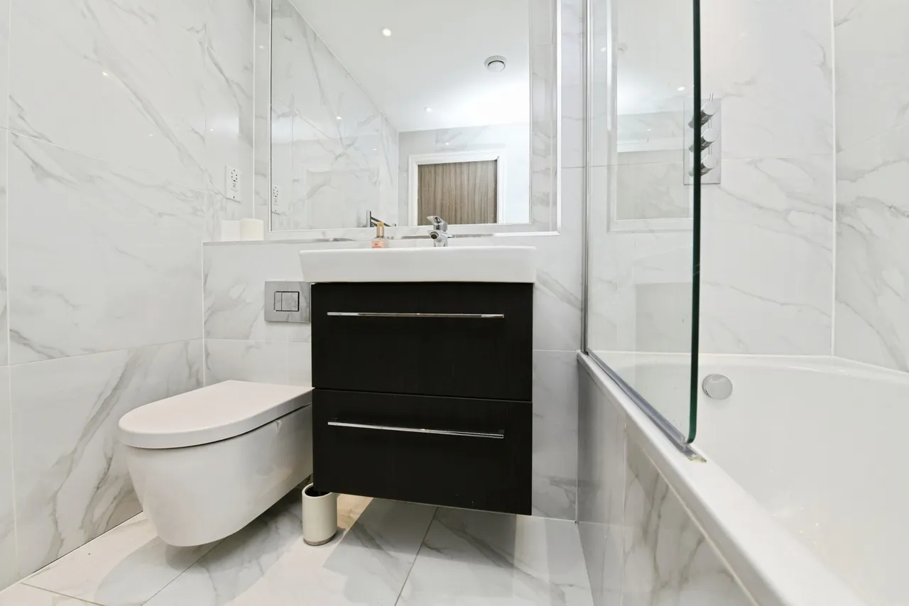 St. James Road, BRENTWOOD, Essex, CM14, photo 14