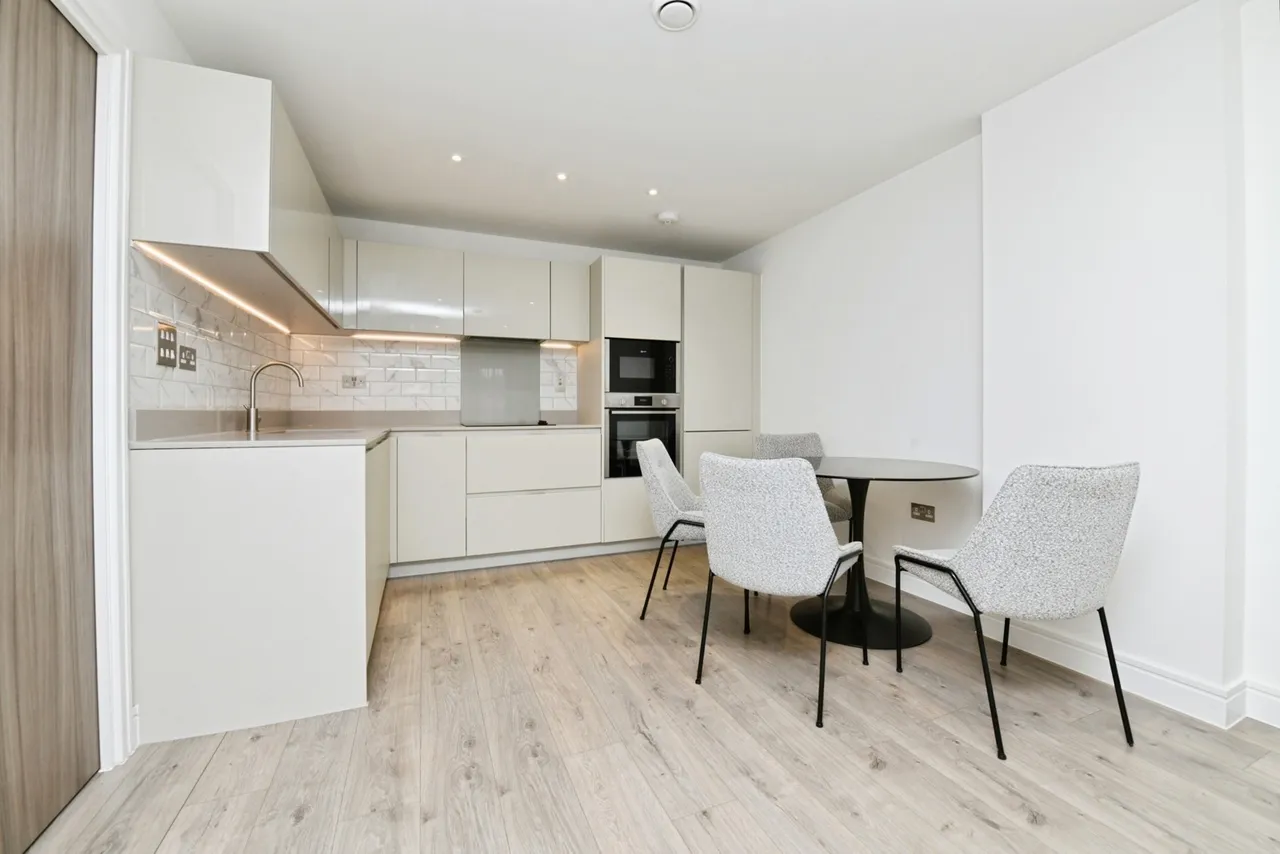 St. James Road, BRENTWOOD, Essex, CM14, photo 3