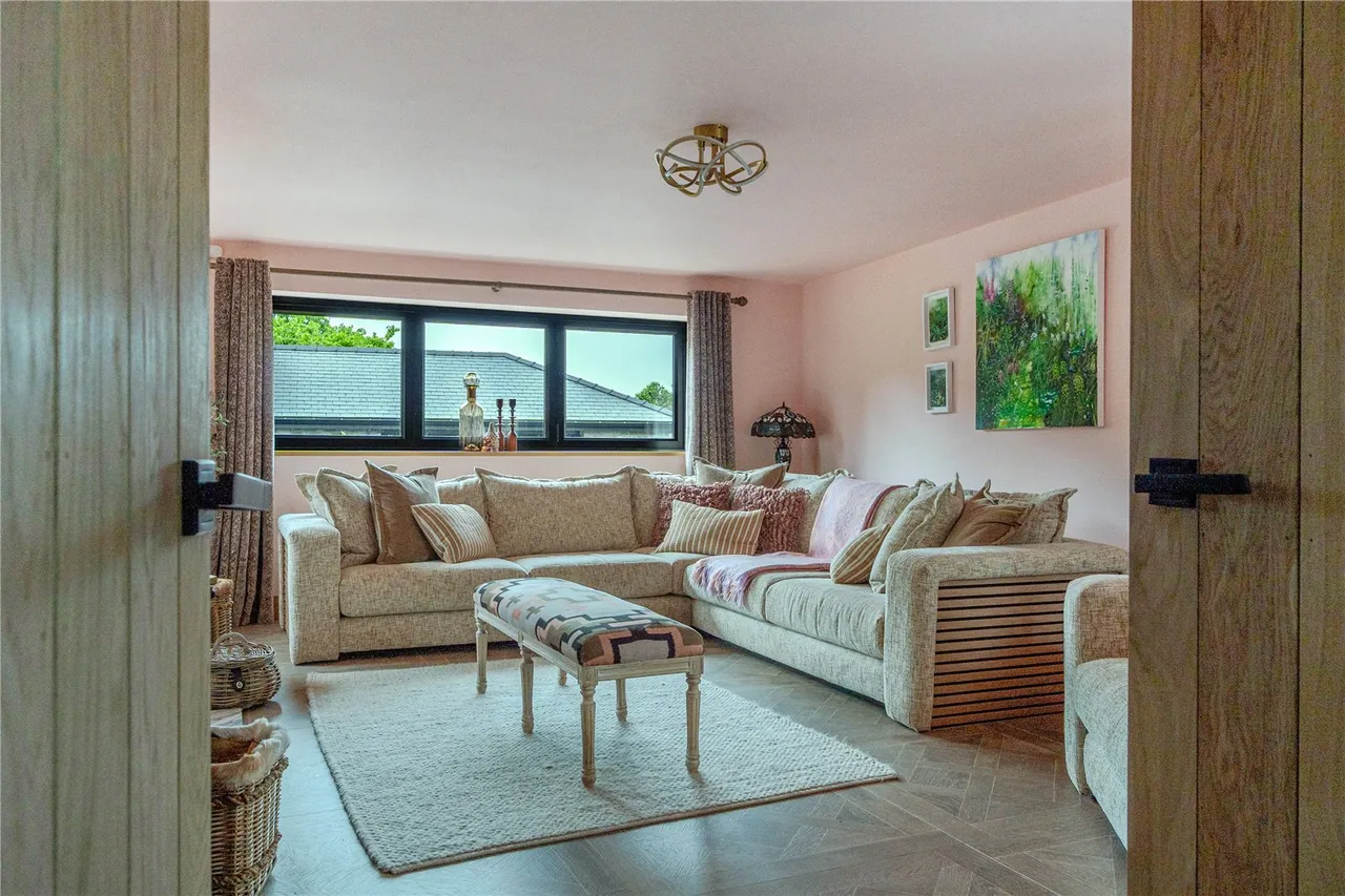 Kensington, Brecon, Powys, LD3 9AP, photo 14