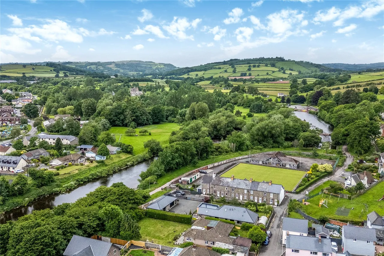 Kensington, Brecon, Powys, LD3 9AP, photo 34