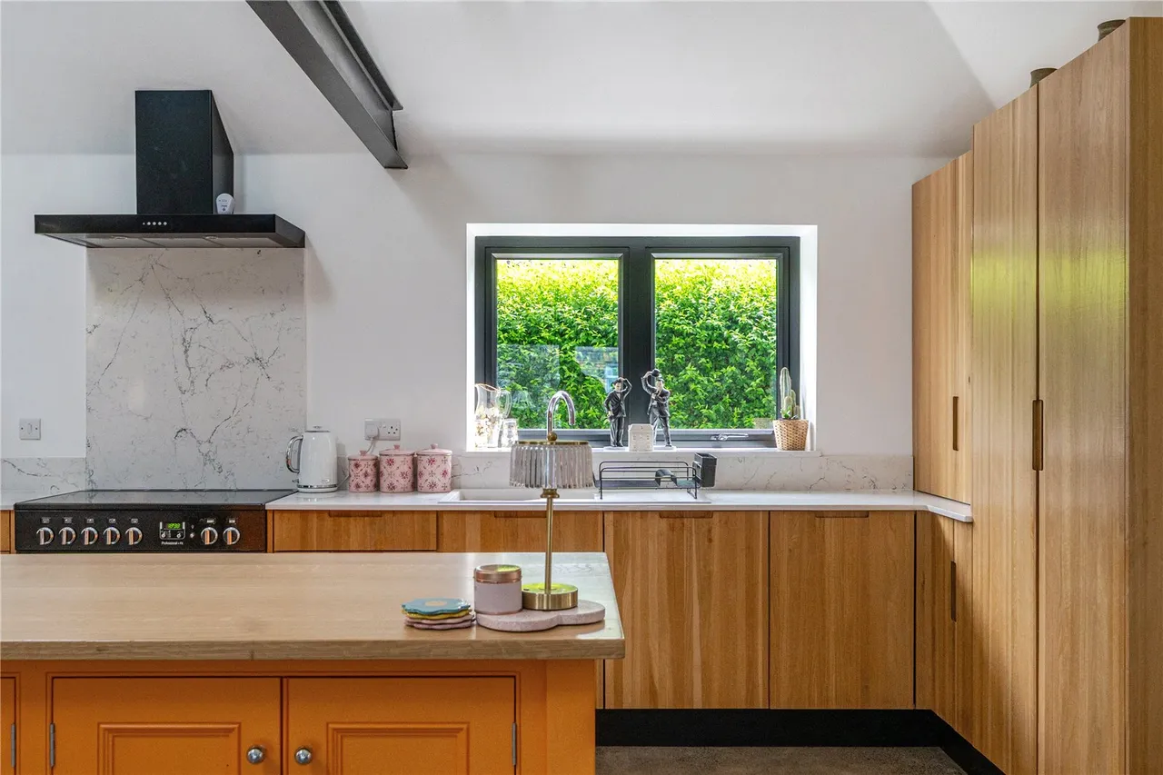 Kensington, Brecon, Powys, LD3 9AP, photo 6