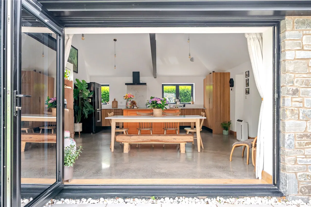 Kensington, Brecon, Powys, LD3 9AP, photo 10
