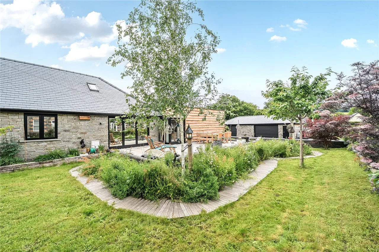 Kensington, Brecon, Powys, LD3 9AP, photo 26