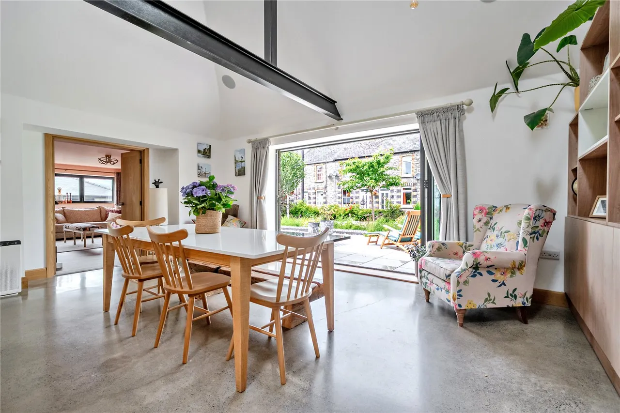 Kensington, Brecon, Powys, LD3 9AP, photo 9