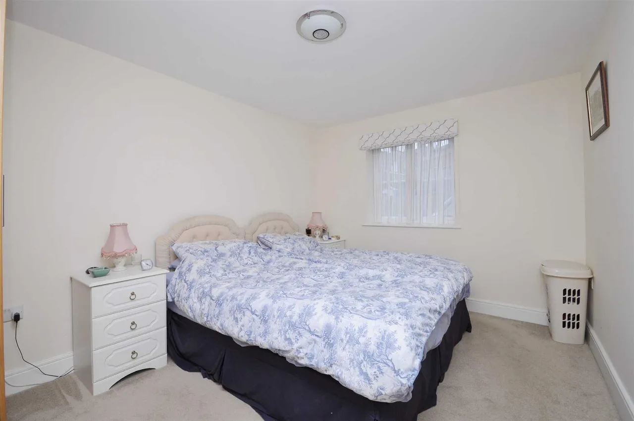 Lowfield Lane, Hoddesdon, EN11, photo 5
