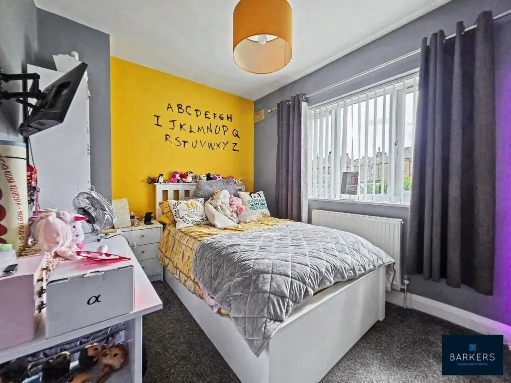 Denbrook Crescent, Bradford BD4 0QL, photo 7