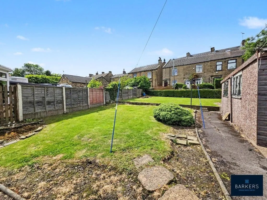 Denbrook Crescent, Bradford BD4 0QL, photo 10