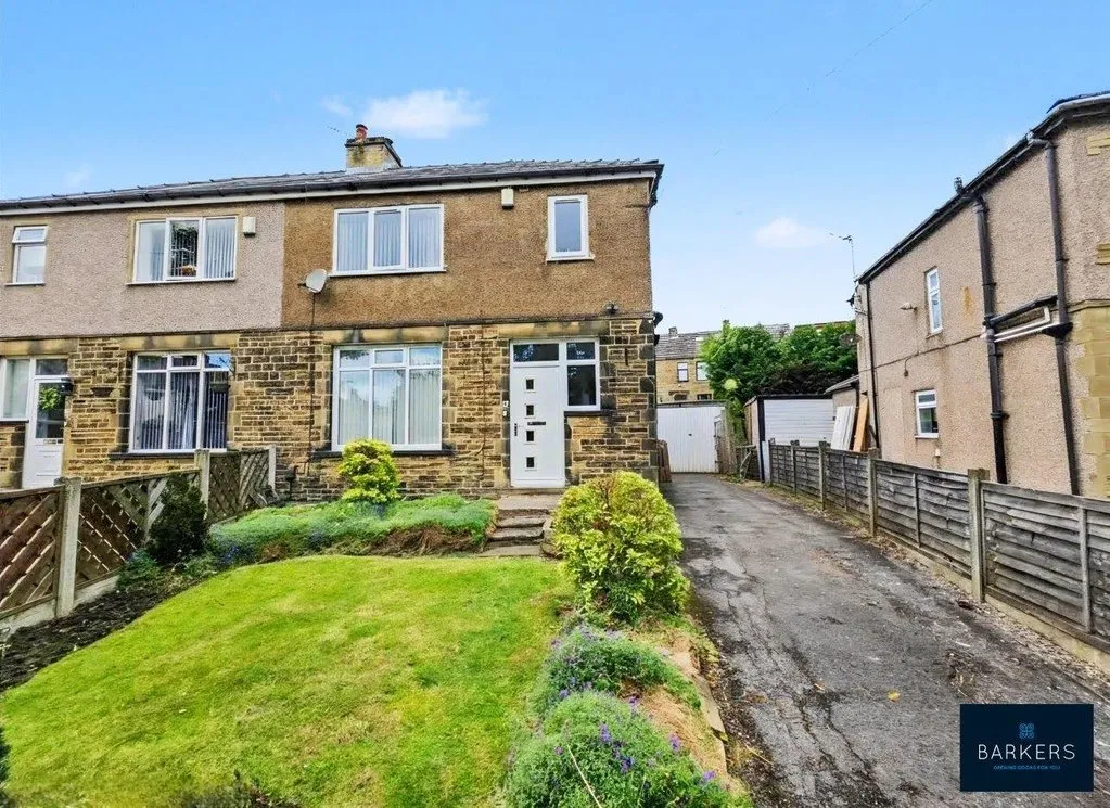 Denbrook Crescent, Bradford BD4 0QL, photo 14