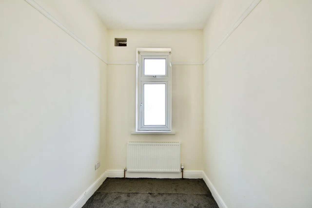 Bath Road, Forest Gate, E7, photo 9
