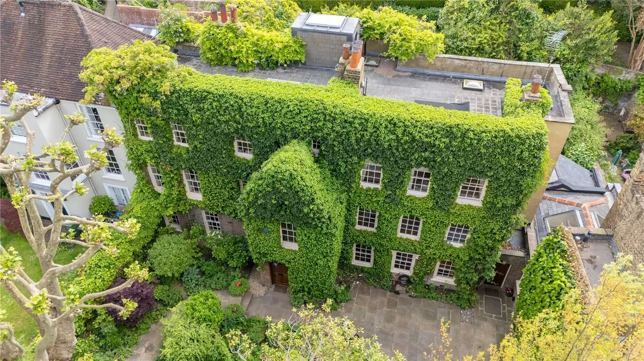 6 bed house for sale — Frognal, Hampstead Village, London, NW3 6XU
