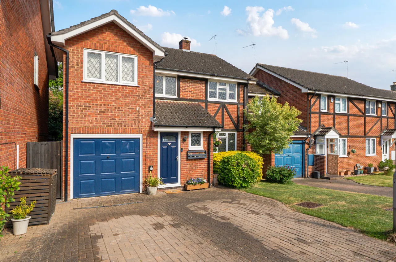 4 bed house for sale — Farley Copse, Bracknell, Berkshire, RG42 1PF