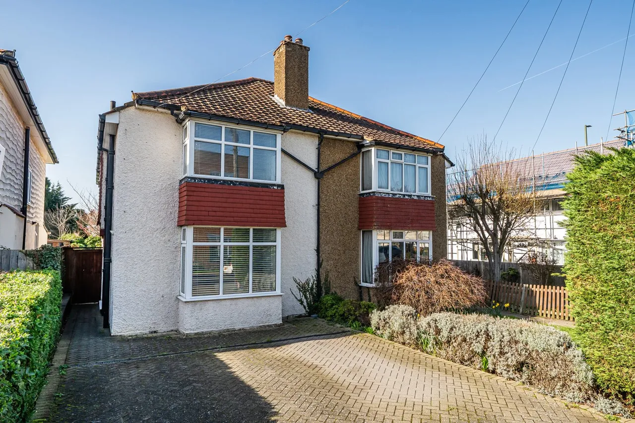 3 bed house for sale — Footbury Hill Road, BR6