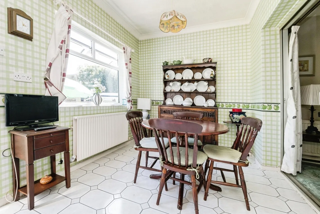 Ashburton Avenue, Barking, Essex, IG3, photo 6