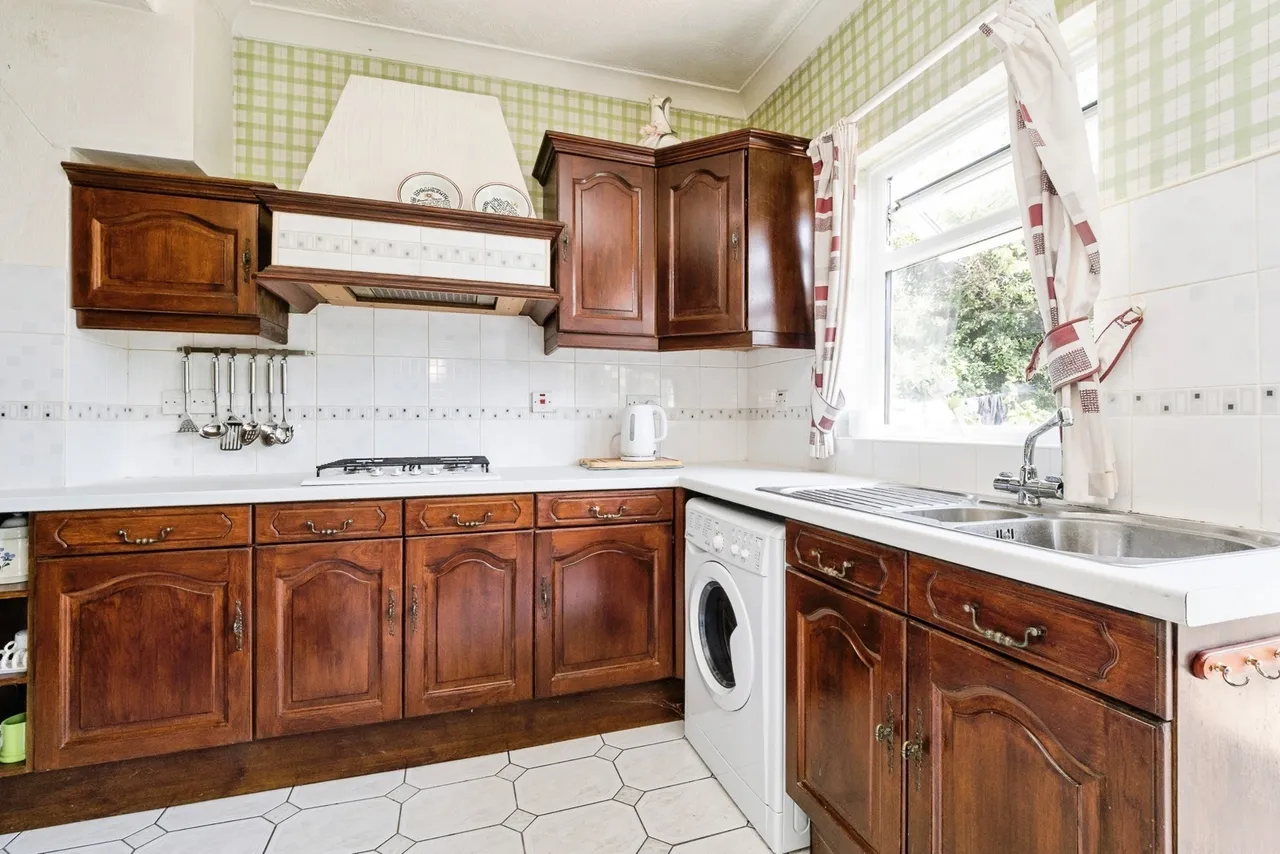 Ashburton Avenue, Barking, Essex, IG3, photo 7