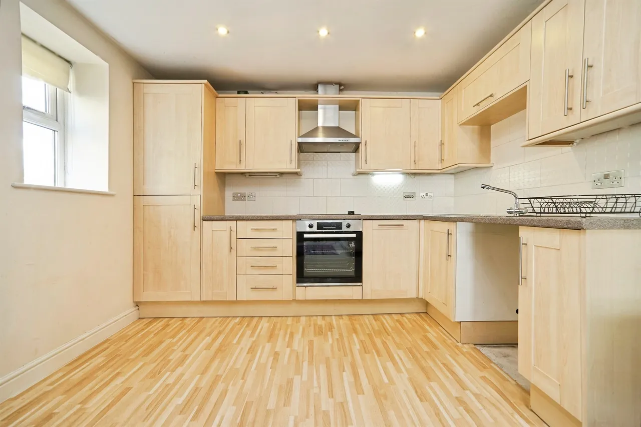 Banks Lane, Riddlesden, Keighley, photo 2