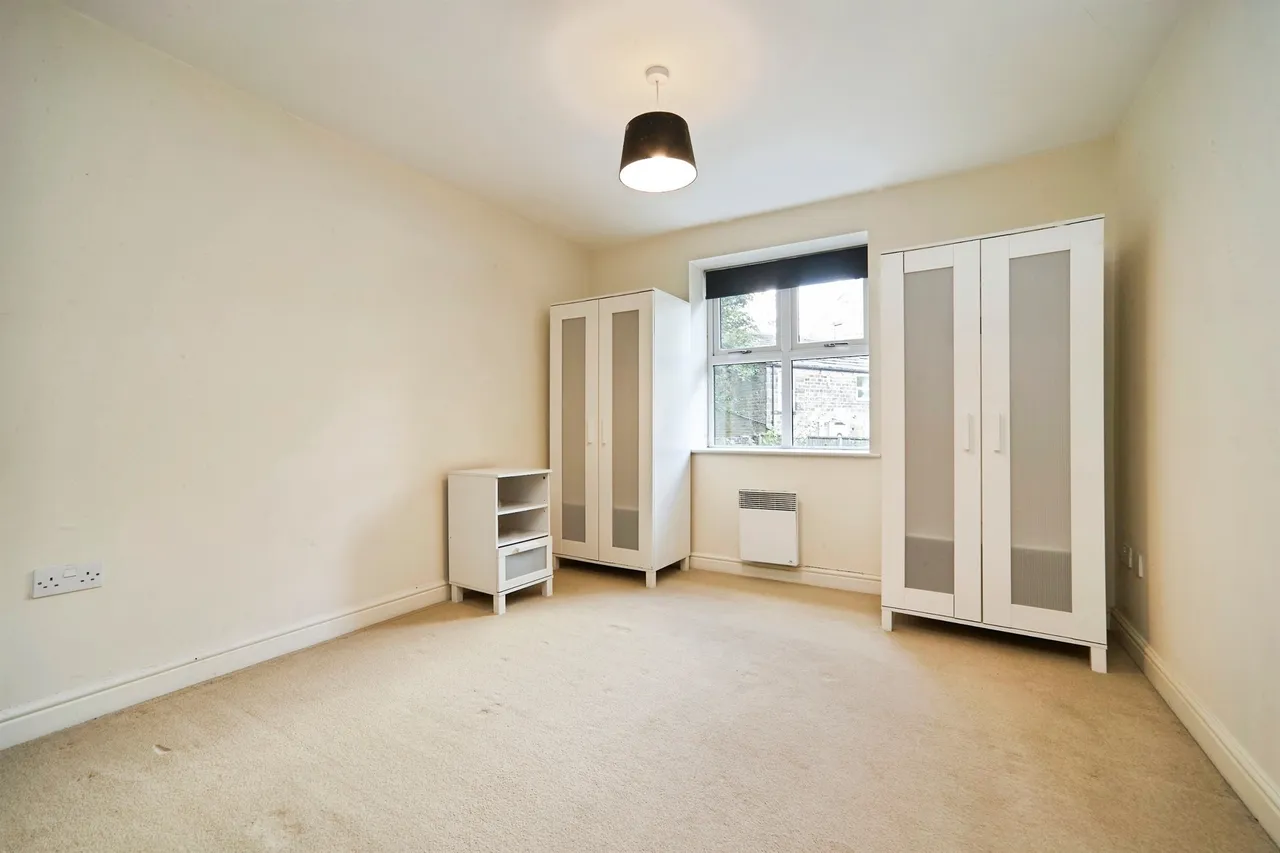 Banks Lane, Riddlesden, Keighley, photo 5