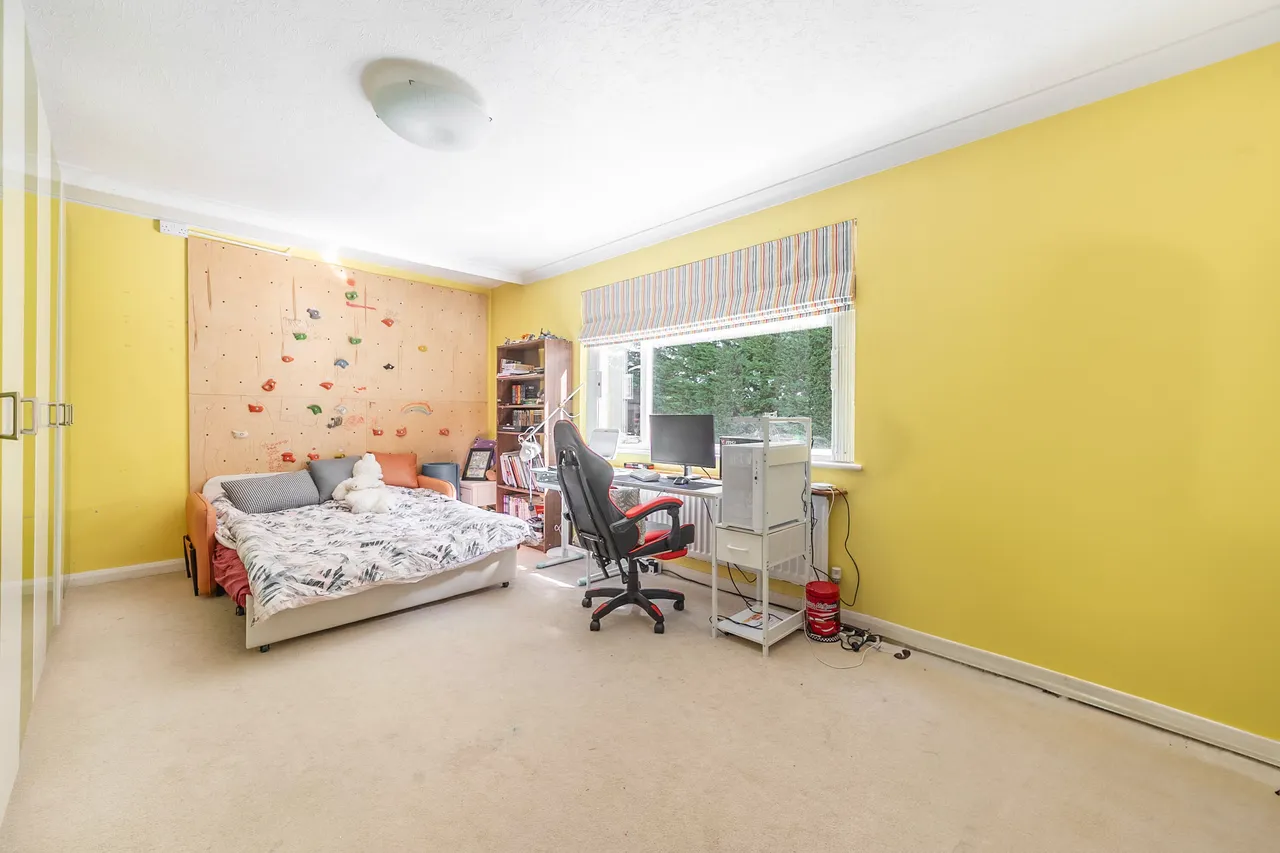 Northwood, HA6, photo 10