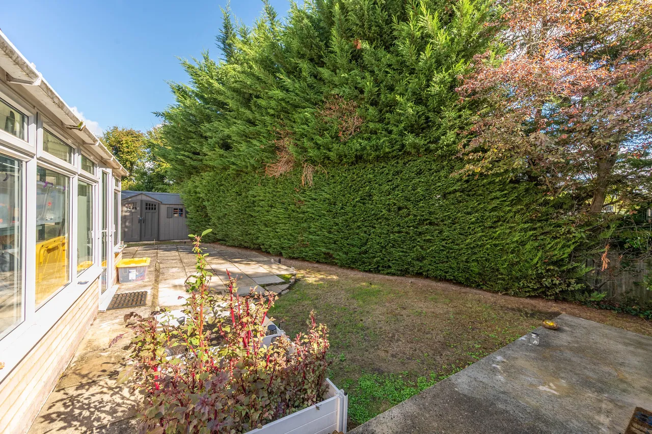Northwood, HA6, photo 15
