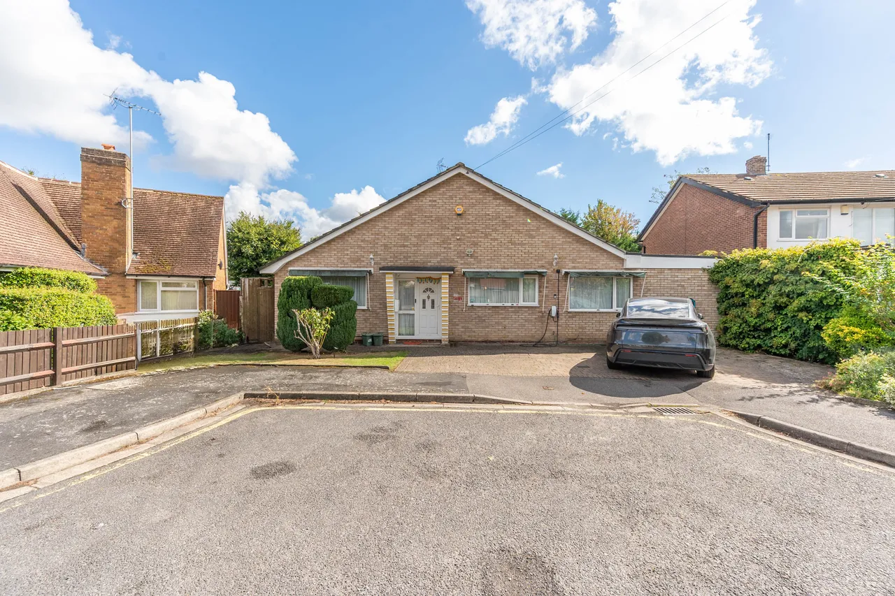 5 bed house for sale, Northwood, HA6