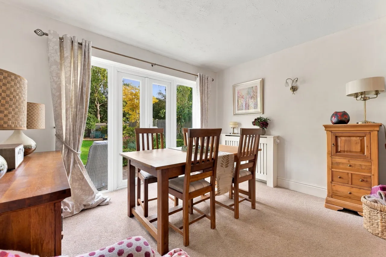 Loughborough Rd, West Bridgford, NG2, photo 13