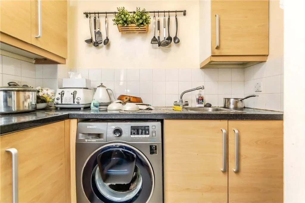 London Road, London, SW16, photo 8