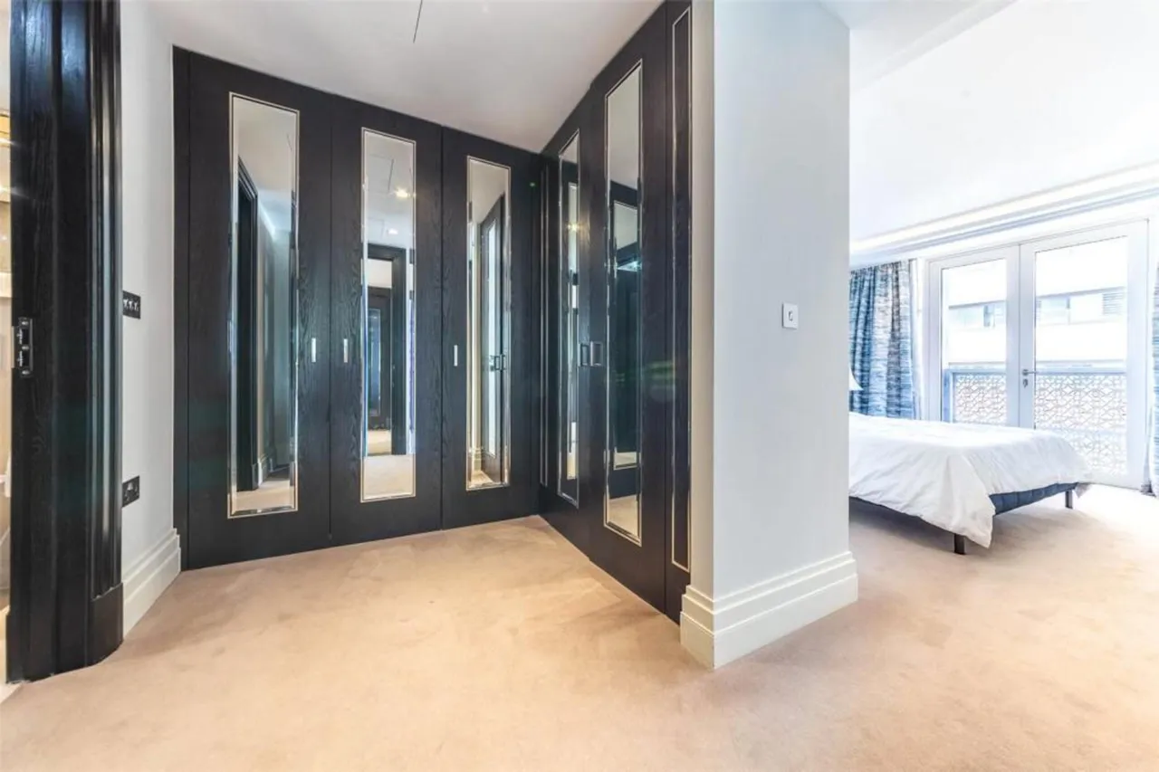 The Strand, WC2R, photo 10