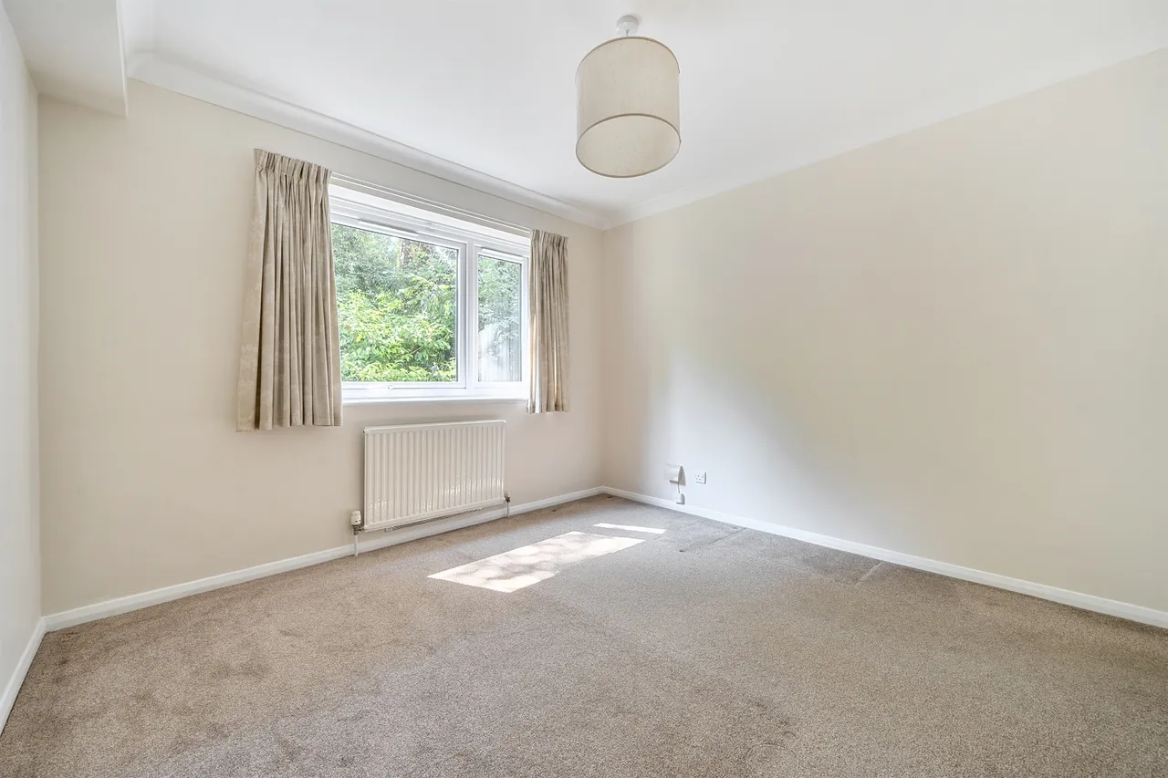 Riseley Road, Maidenhead, SL6, photo 10