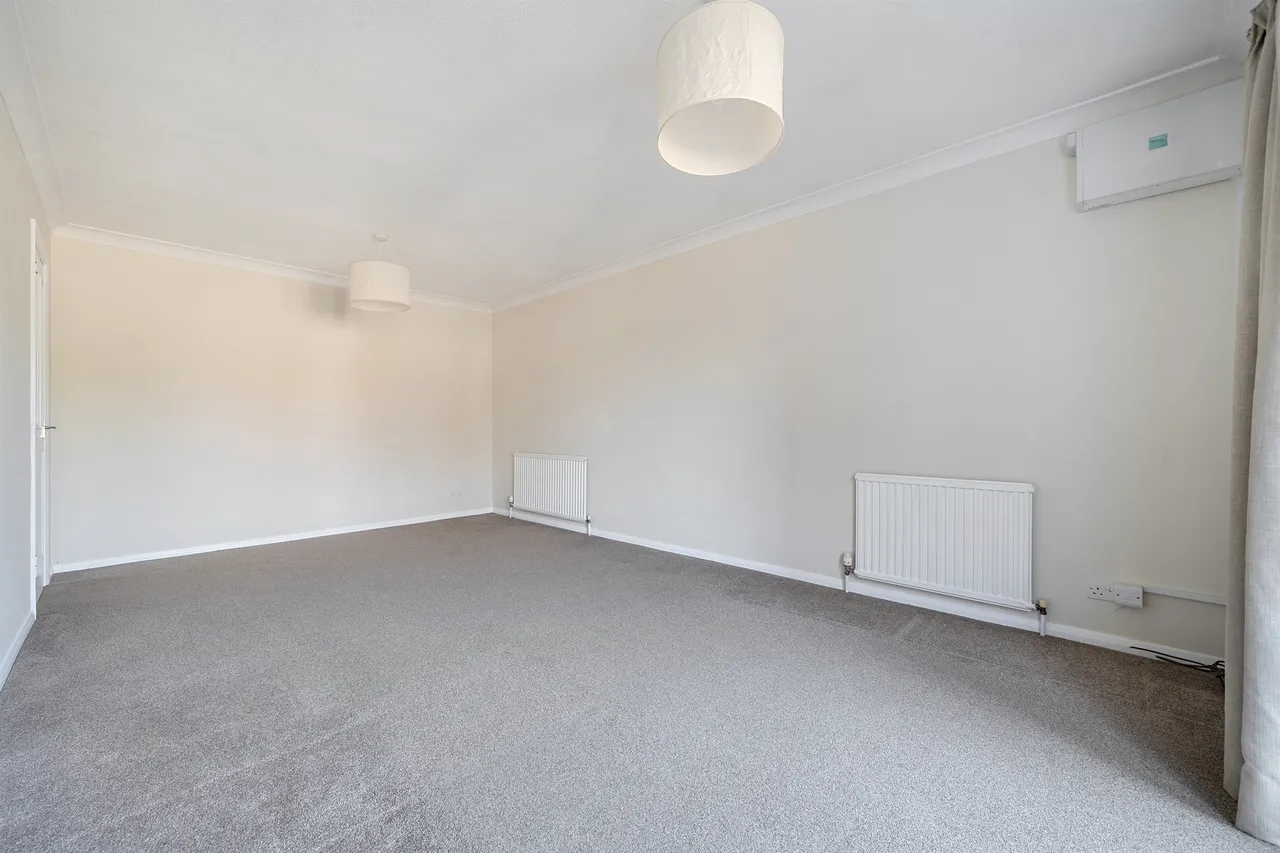 Riseley Road, Maidenhead, SL6, photo 5