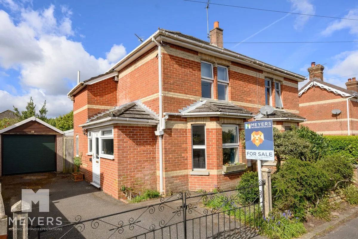 3 bed house for sale, Middleton Road, Ringwood, BH24