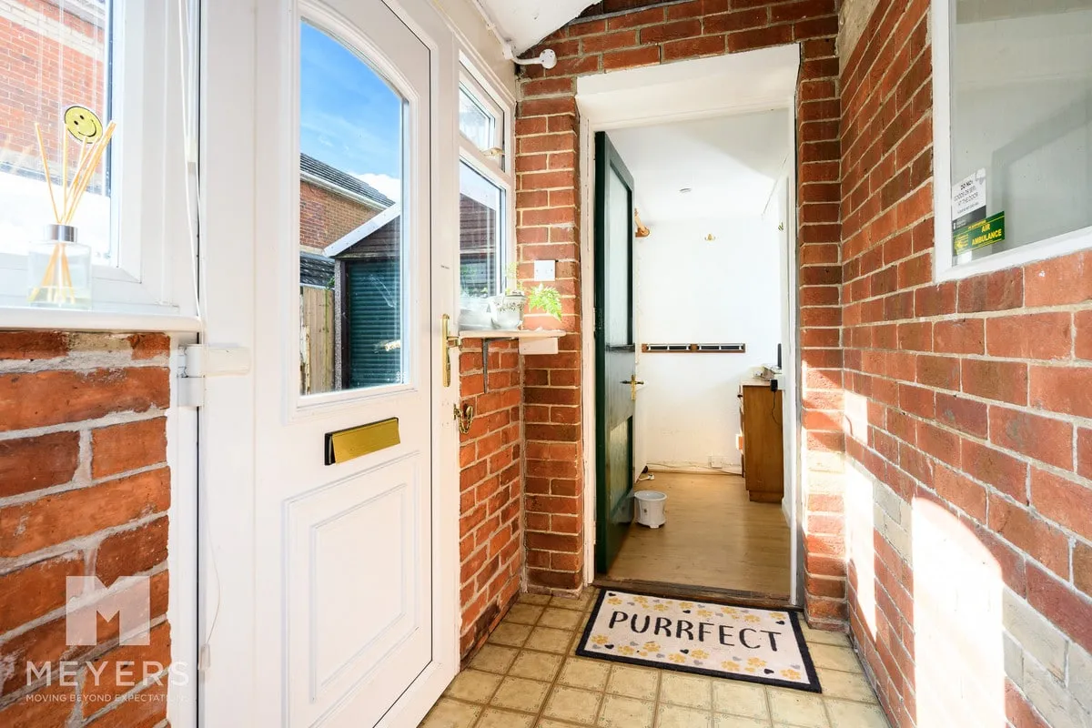 Middleton Road, Ringwood, BH24, photo 5