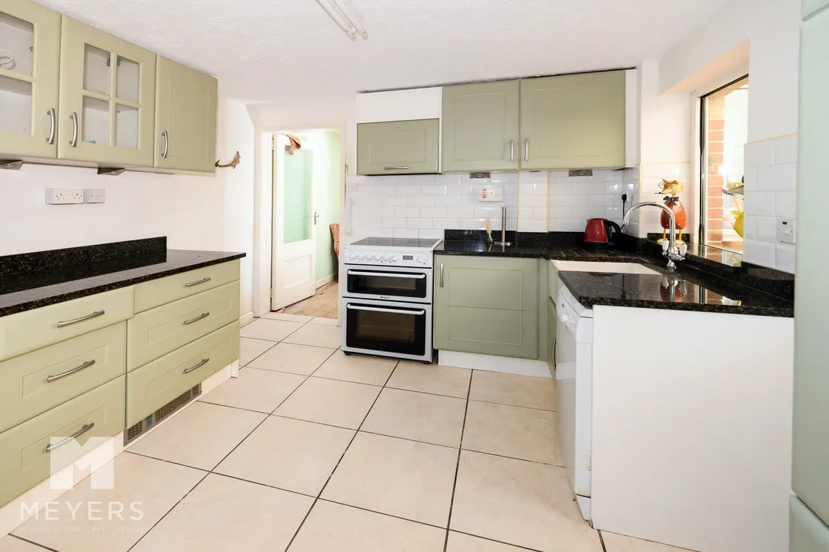 Middleton Road, Ringwood, BH24, photo 10