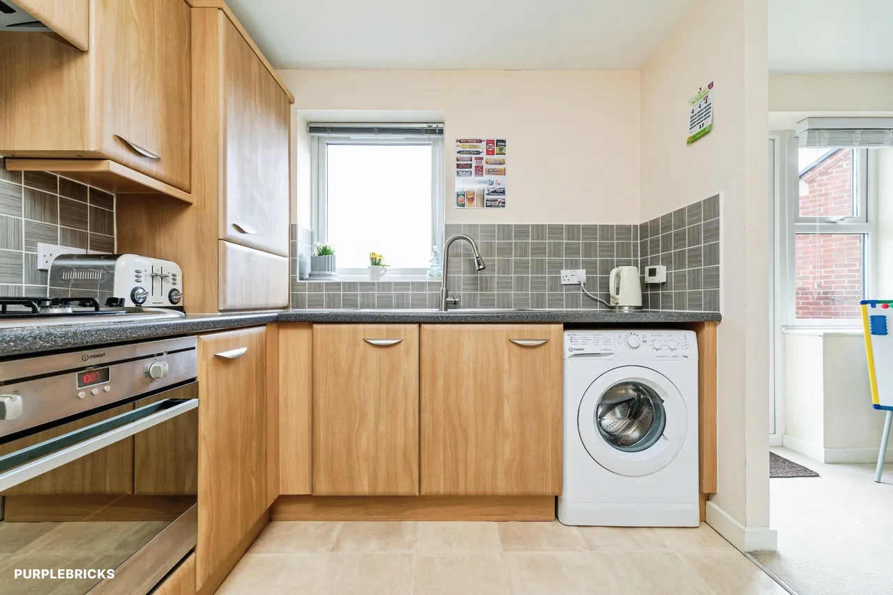 Orchid Crescent, Sheffield, photo 9