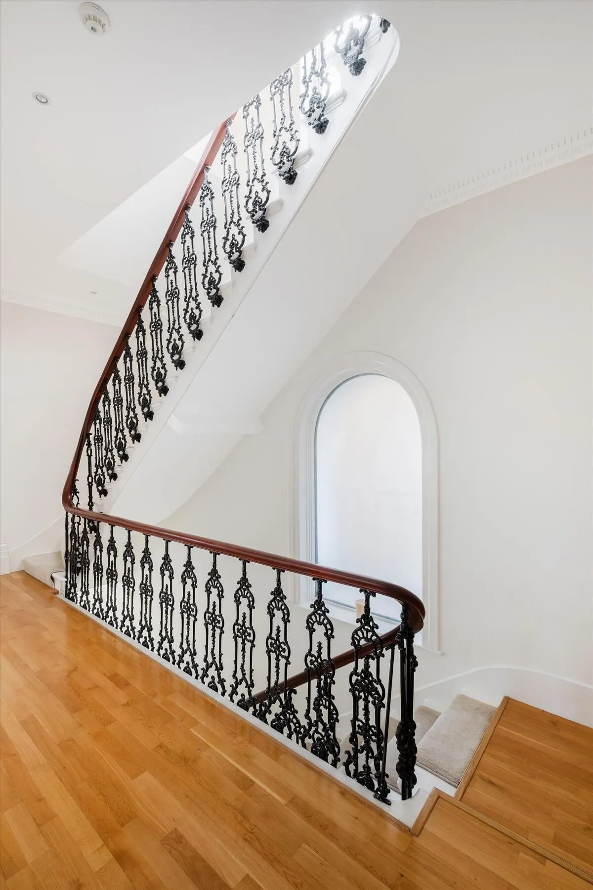 Belsize Avenue, London, NW3, photo 27