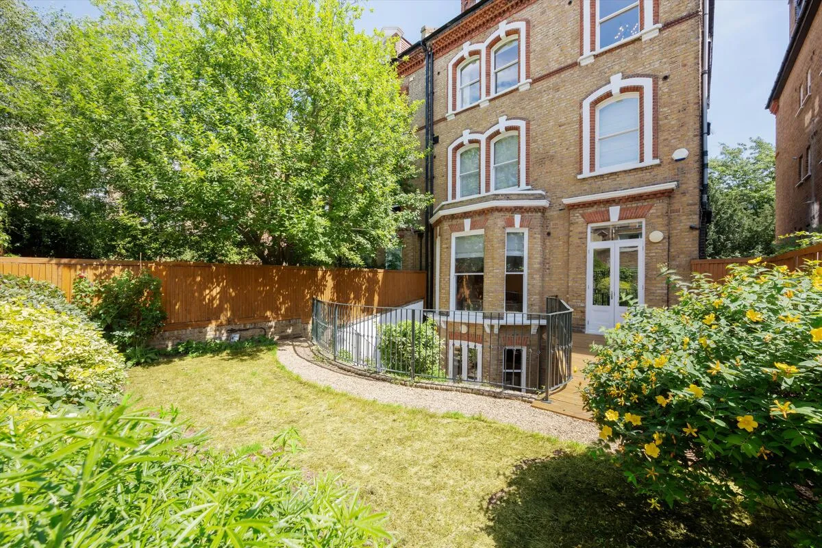 Belsize Avenue, London, NW3, photo 3